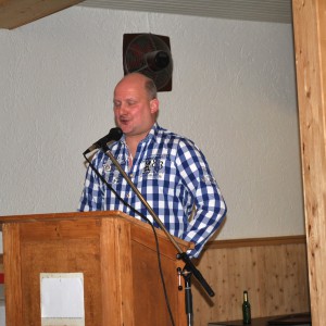 Siegerehrung GM 2018, Fliegender wechsel bei den zwei Sportleitern! 
Hier im Bild: 2. Gausportleiter Christian Prei? (alias Bach)